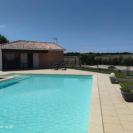 Le Gite Du Font Blanque Campsas Exterior foto